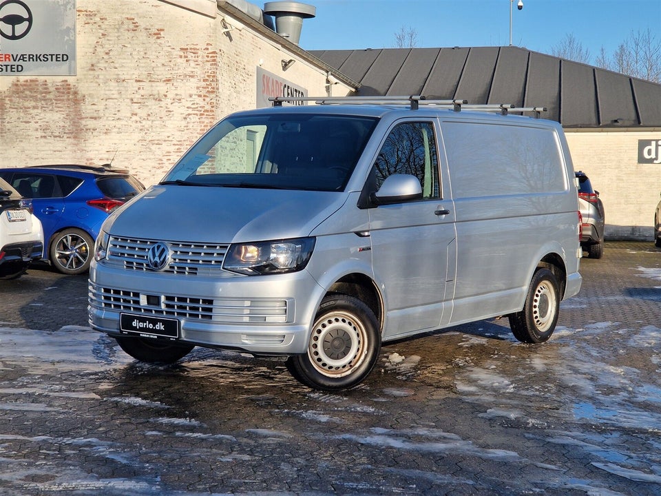 VW Transporter 2,0 TDi 150 Kassevogn DSG 4Motion kort