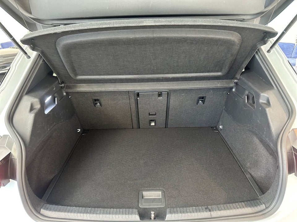 Cupra Born 77 e-Boost Dinamica Pack 5d