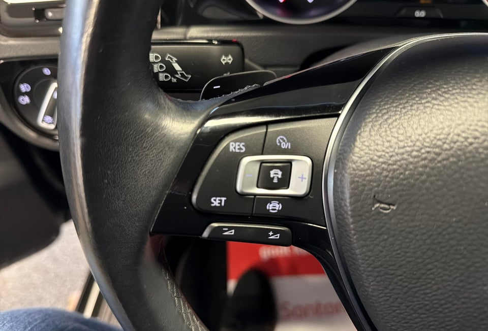 VW Golf VII 1,6 TDi 115 IQ.Drive DSG Van 5d