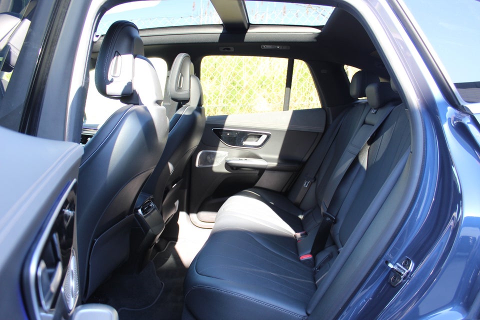 Mercedes EQE350 SUV Electric Art Premium 4Matic 5d