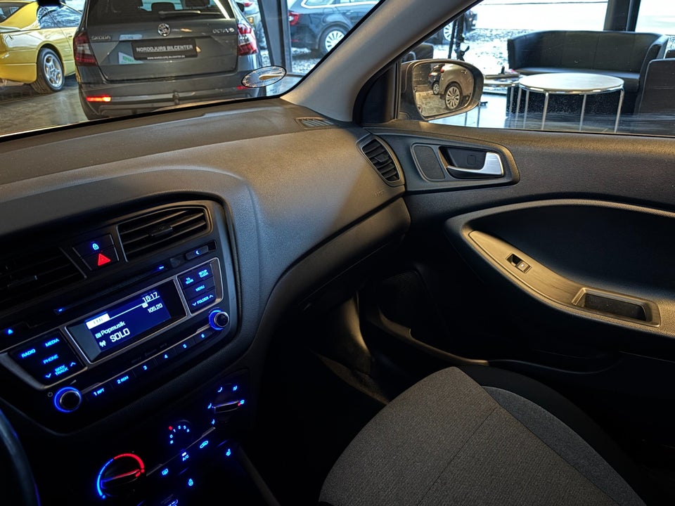 Hyundai i20 1,25 Trend 5d