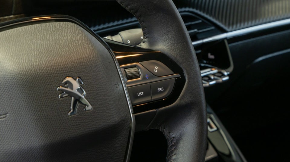 Peugeot 208 1,2 PureTech 100 Allure 5d