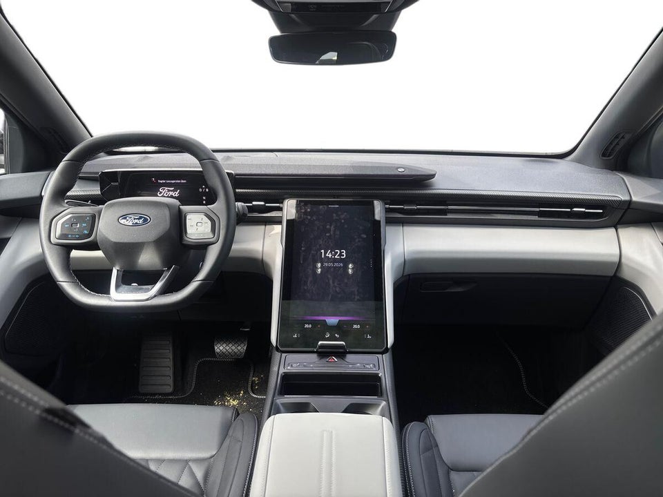 Ford Explorer 77 Premium Extended Range 5d