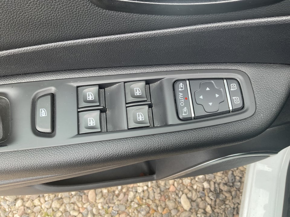 Renault Captur 0,9 TCe 90 Intens 5d