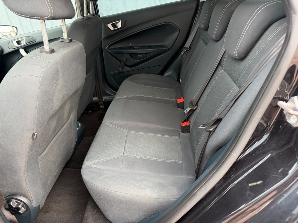 Ford Fiesta 1,25 82 Titanium 5d