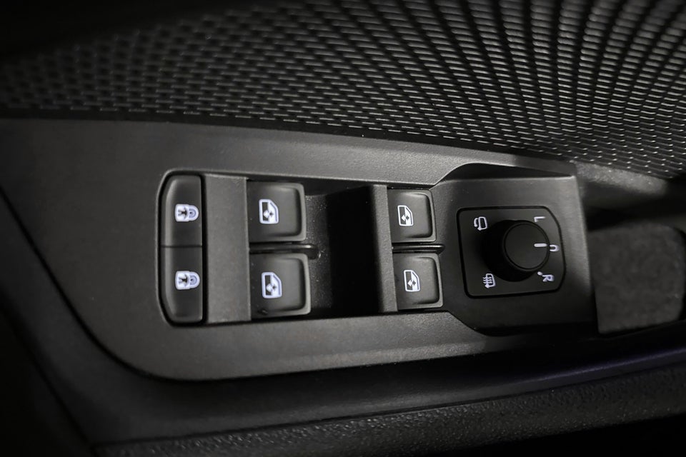 Skoda Octavia 1,4 TSi iV Plus Combi DSG 5d