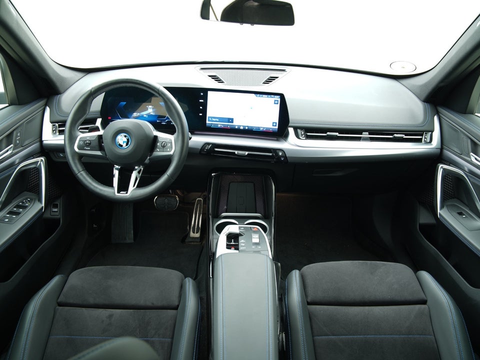 BMW iX1 eDrive20 M-Sport Premium 5d