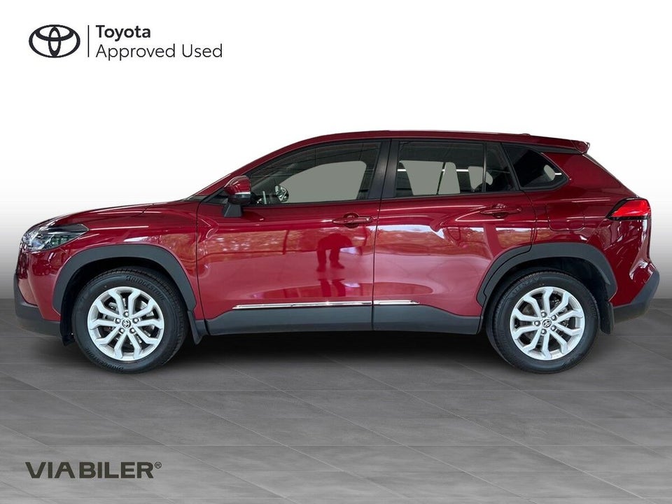 Toyota Corolla Cross 2,0 Hybrid Active CVT 5d