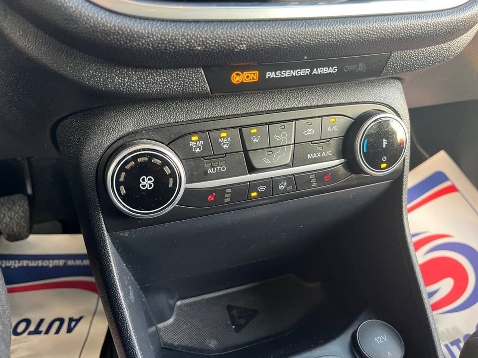 Ford Fiesta 1,0 EcoBoost mHEV Titanium 5d