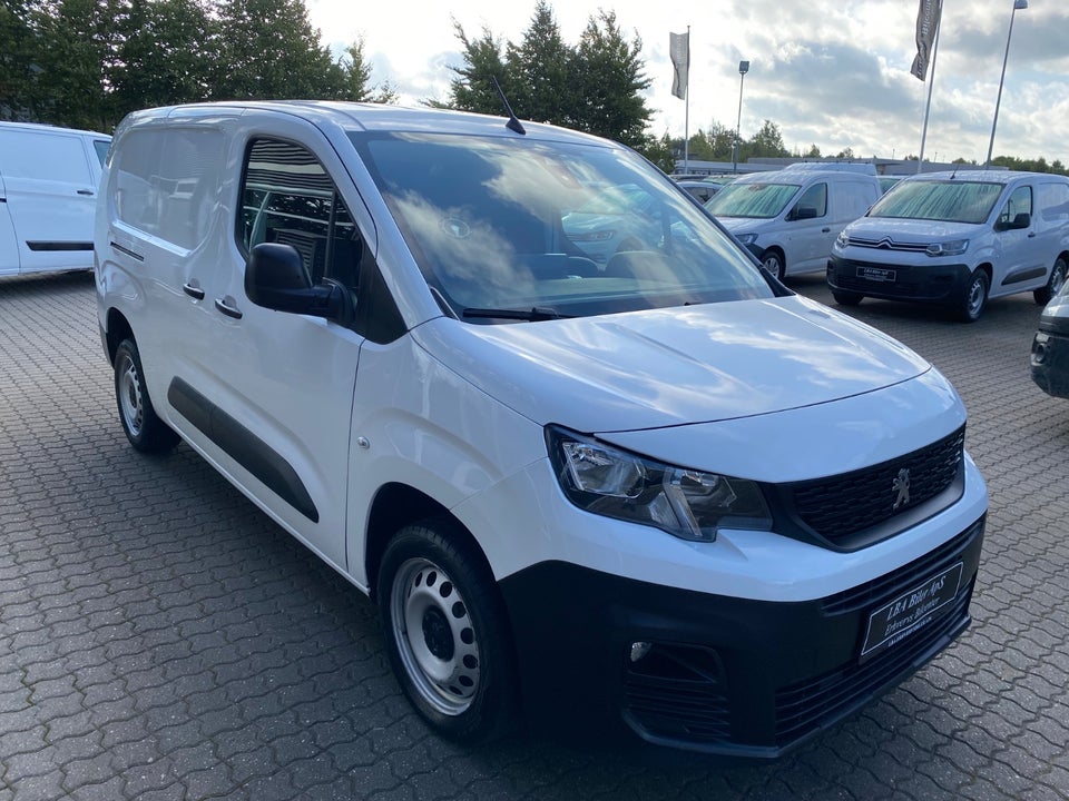 Peugeot Partner 1,5 BlueHDi 100 L2V2 Grip Van