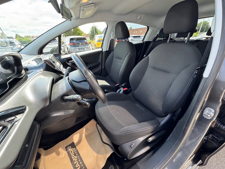 Peugeot 208 1,6 BlueHDi 100 Allure 5d