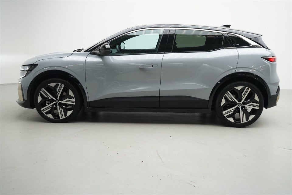 Renault Megane E-Tech 60 Iconic 5d