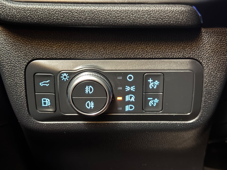 Ford Kuga 2,5 PHEV ST-Line X CVT 5d