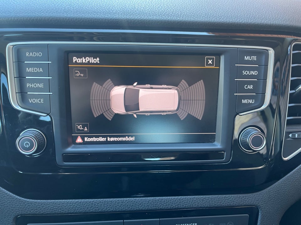 VW Golf Sportsvan 1,4 TSi 125 Highline BMT 5d