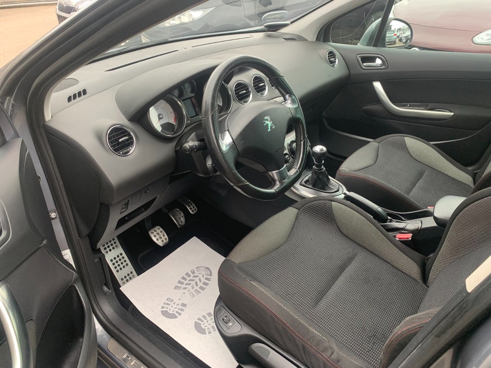 Peugeot 308 1,6 THP 156 Sportium SW 5d