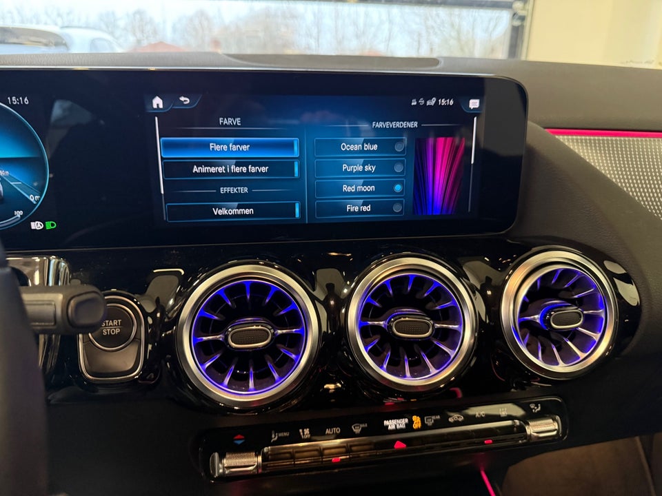 Mercedes EQA300 Progressive 4Matic 5d