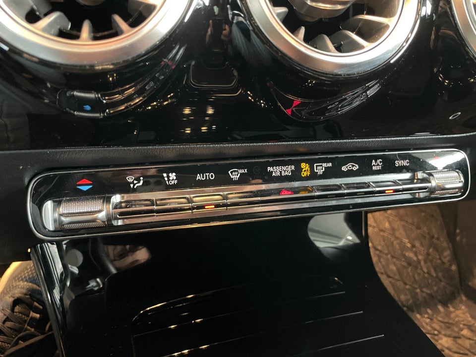 Mercedes A200 1,3 AMG Line aut. 4d