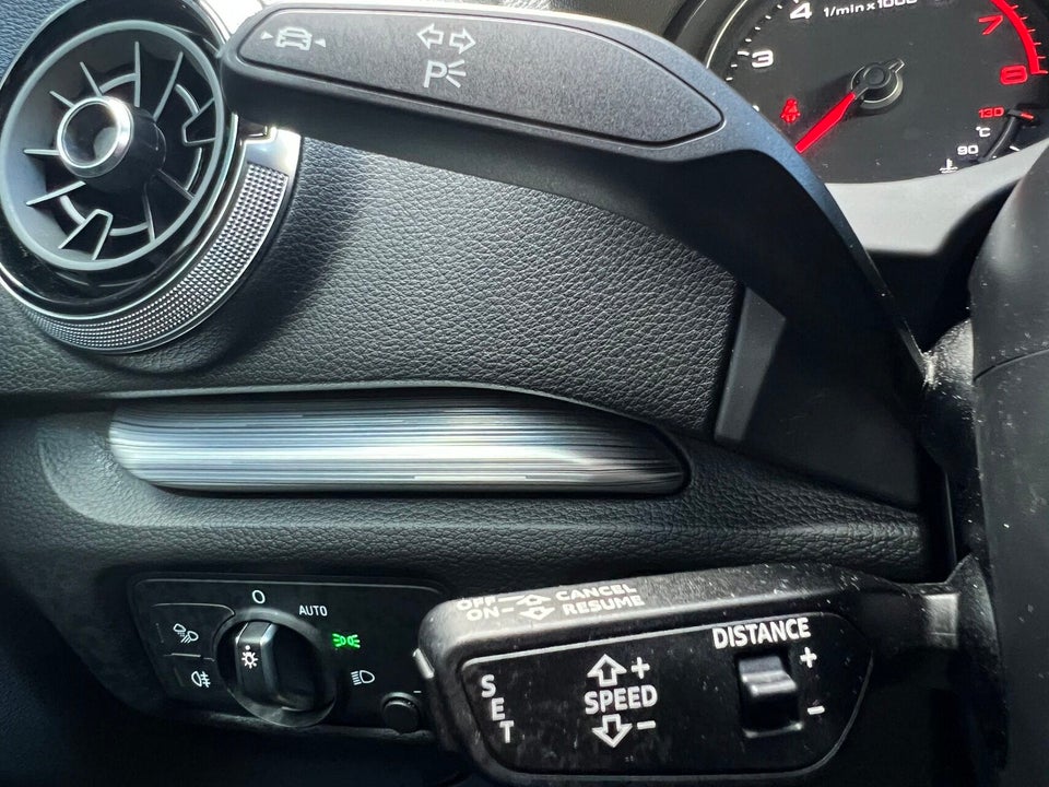 Audi A3 40 TFSi Sport Limited Sportback S-tr. 5d
