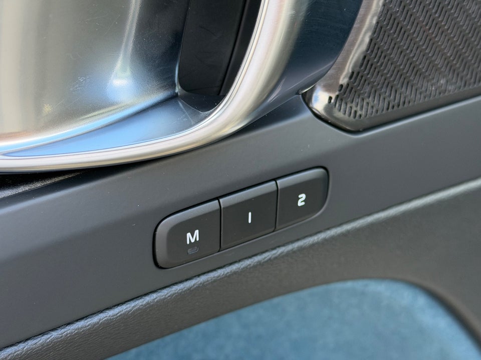 Volvo XC40 ReCharge Extended Range Ultimate 5d