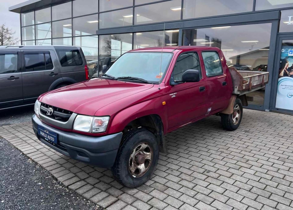 Toyota HiLux 2,5 D-4D Mandskabsvogn m/lad 4x4 4d