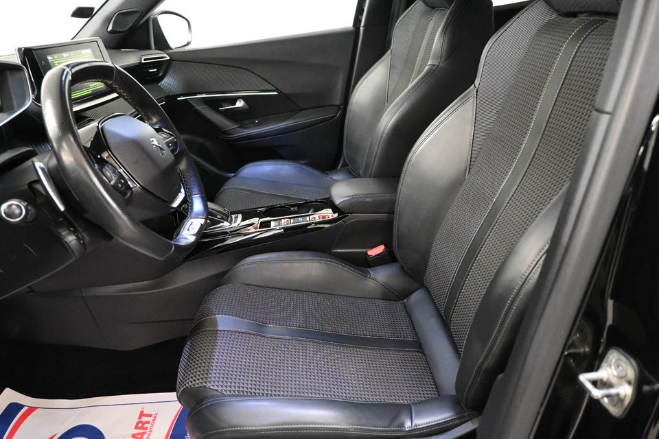 Peugeot 2008 1,5 BlueHDi 130 GT Line EAT8 5d