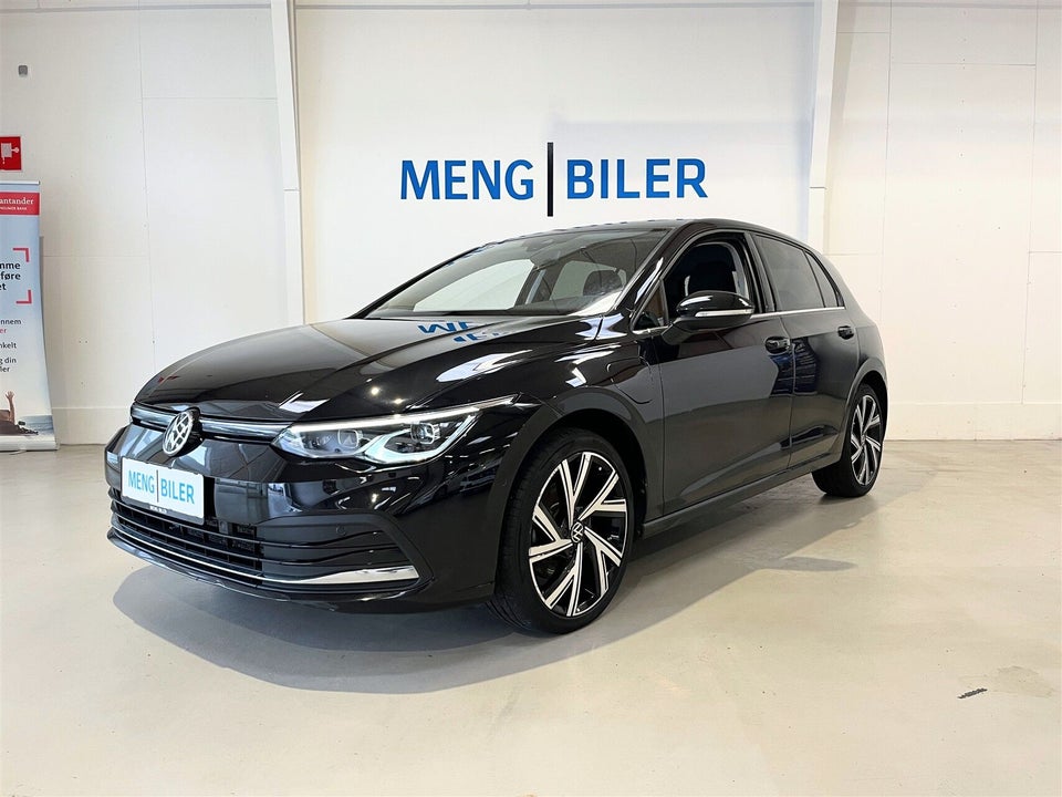 VW Golf VIII 1,4 eHybrid DSG 5d