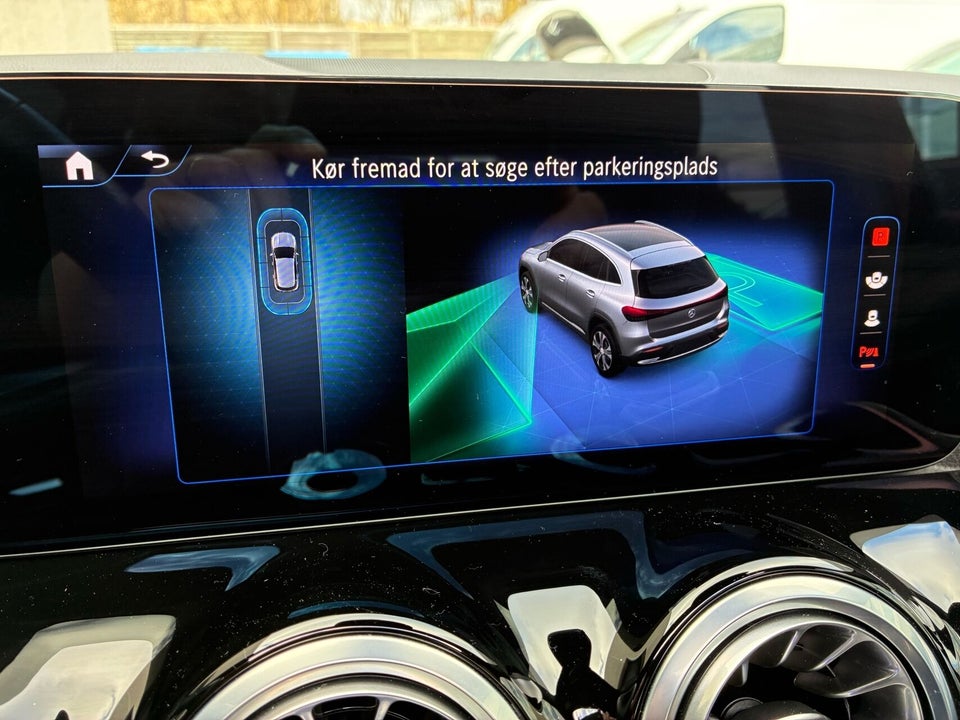 Mercedes EQA250+ AMG Advance 5d