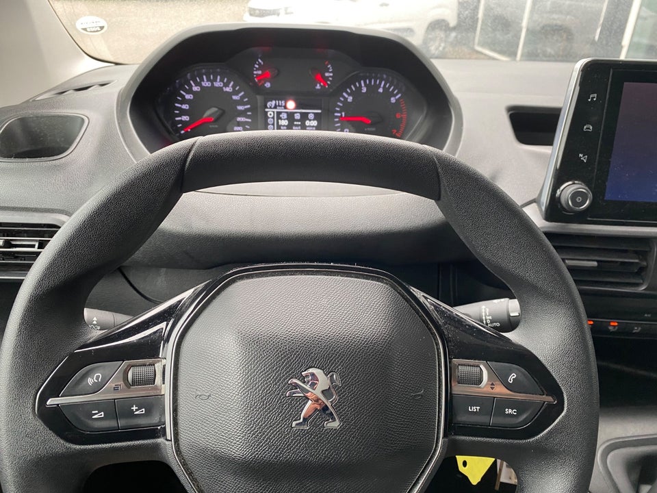 Peugeot Partner 1,5 BlueHDi 130 L2V2 Ultimate Van