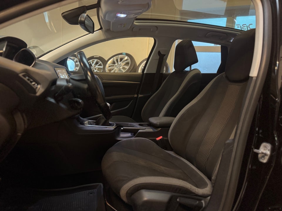 Peugeot 308 1,6 BlueHDi 120 Style Sky SW 5d