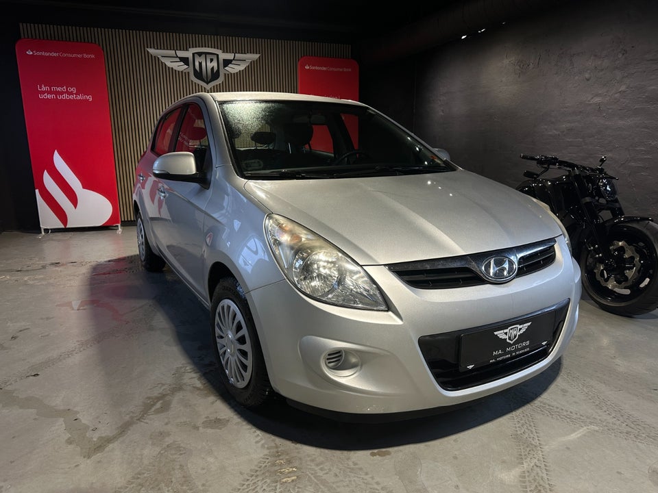 Hyundai i20 1,25 Comfort 5d