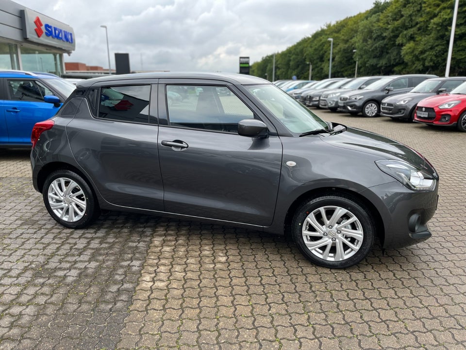 Suzuki Swift 1,2 mHybrid Action CVT 5d