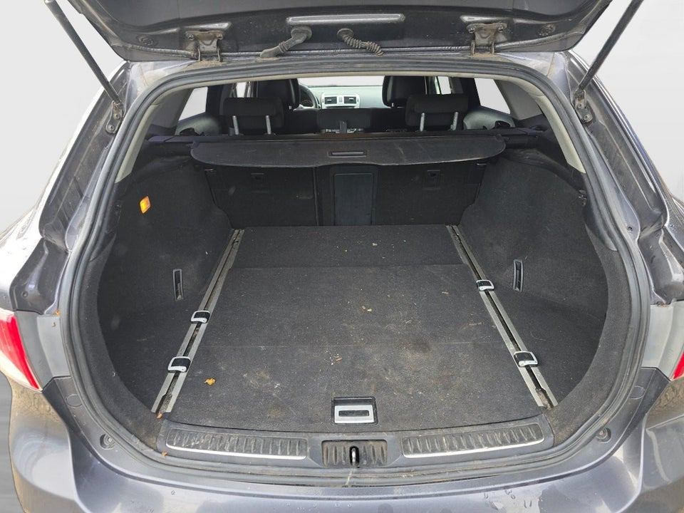 Toyota Avensis 1,8 VVT-i T1 stc. 5d