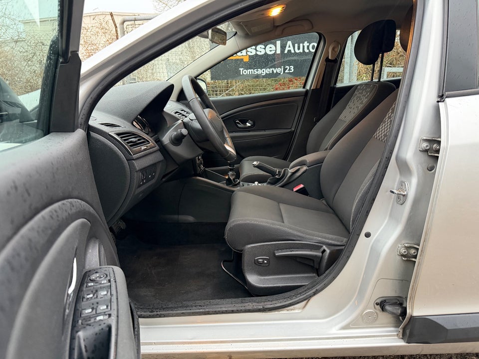 Renault Megane III 1,5 dCi 110 Dynamique Sport Tourer 5d