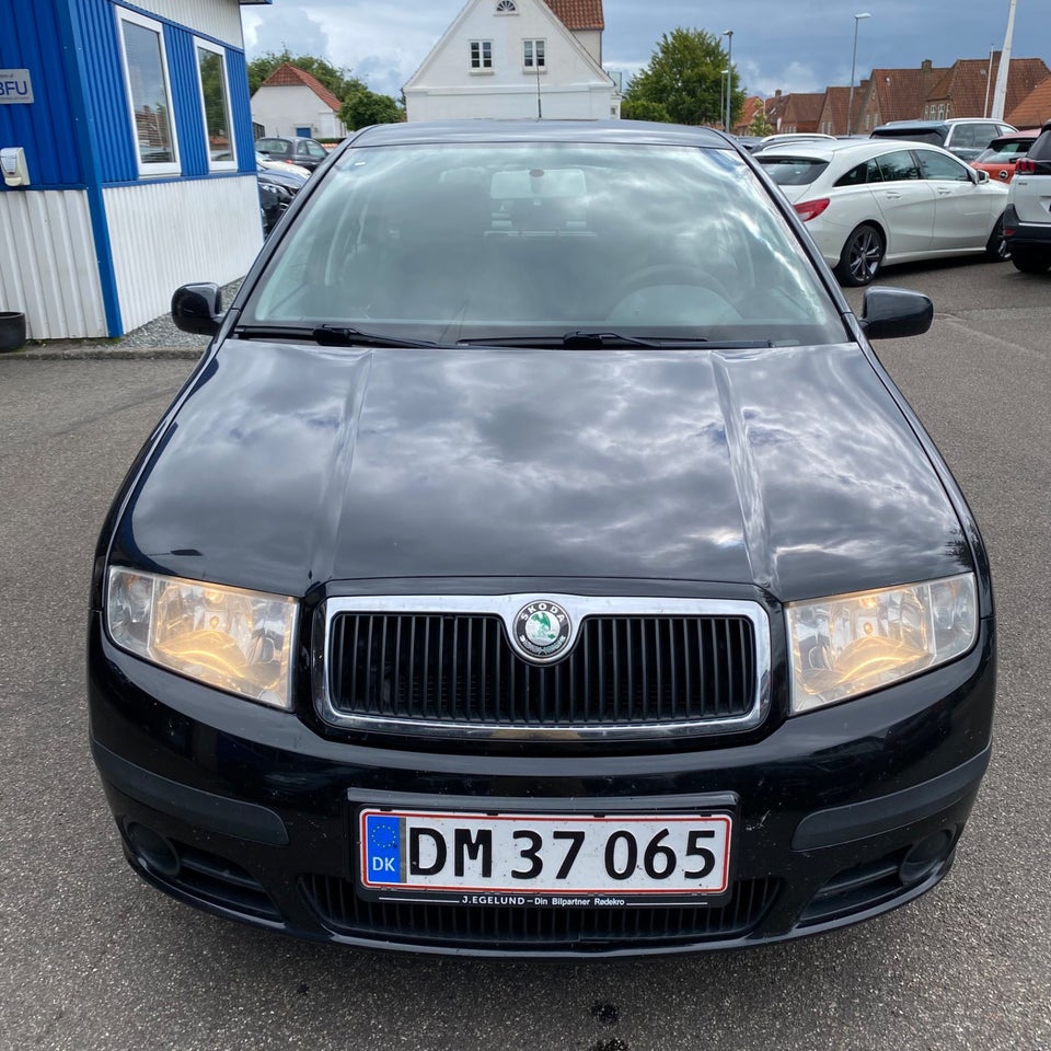 Skoda Fabia 1,4 16V 80 Ambiente Combi 5d