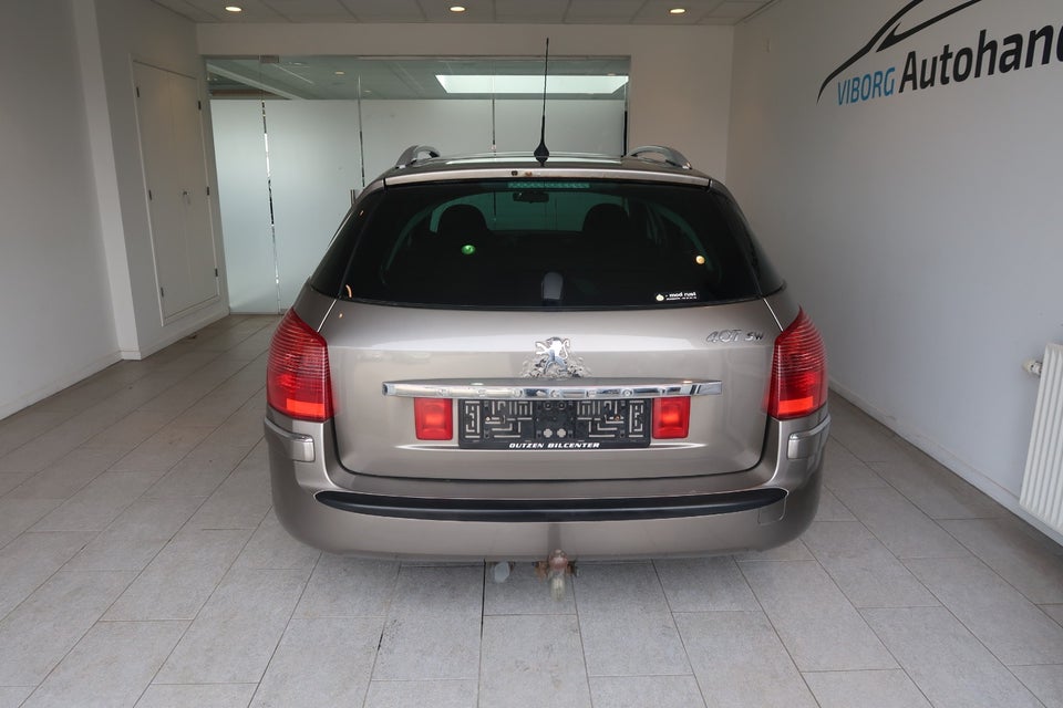 Peugeot 407 2,2 Perfection SW 5d
