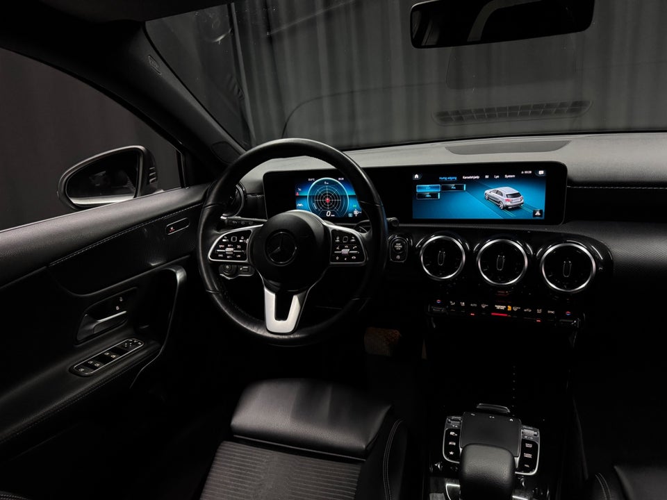 Mercedes A200 1,3 Progressive aut. 5d