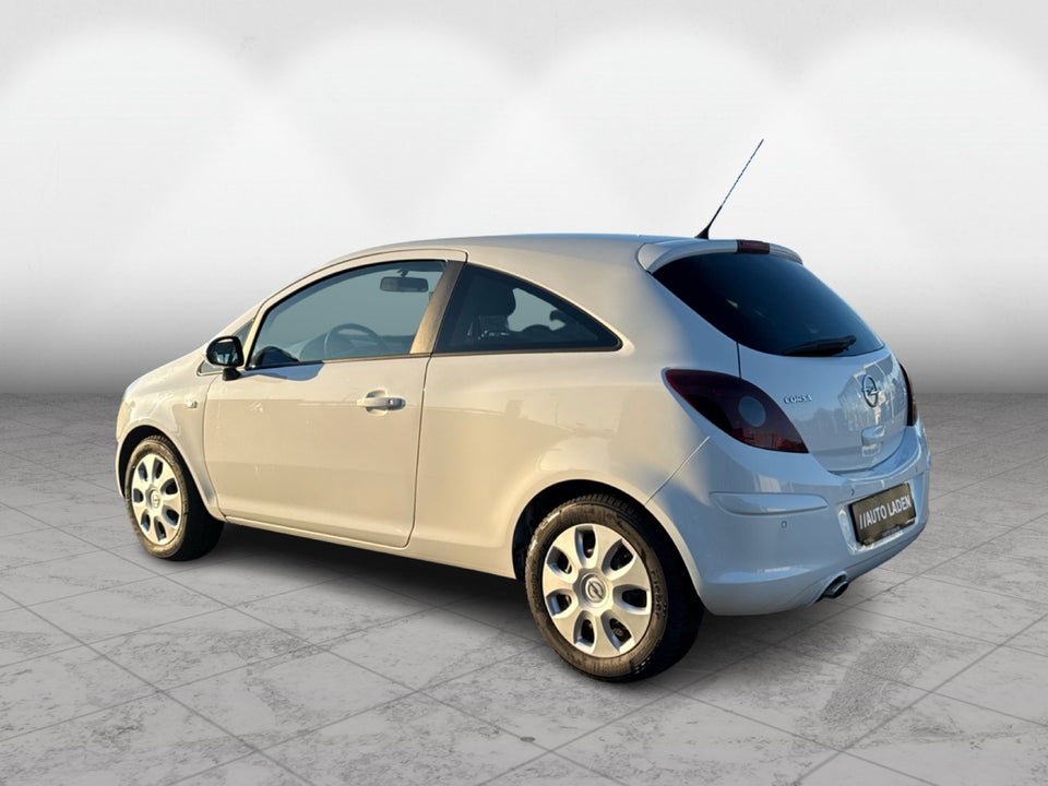 Opel Corsa 1,4 16V Sport 3d