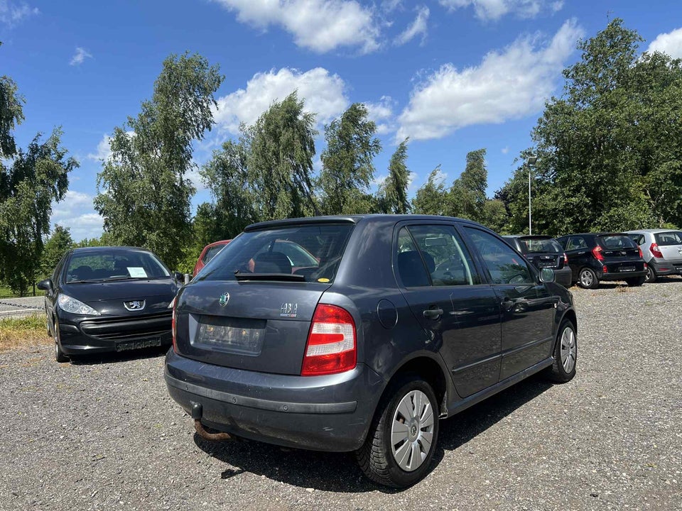 Skoda Fabia 1,2 12V Ambiente 5d