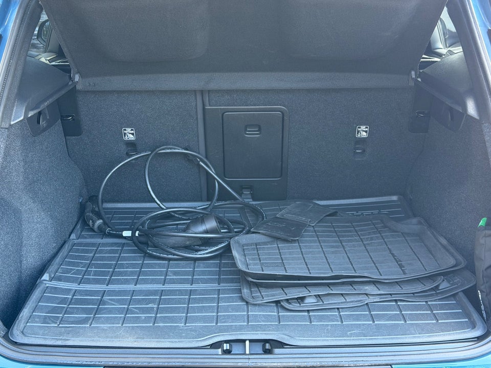 Volvo EX40 Extended Range Core 5d