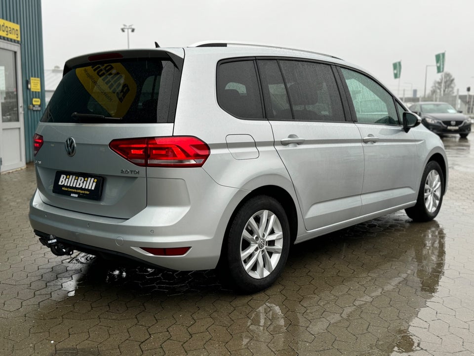 VW Touran 2,0 TDi 150 Comfortline DSG 7prs 5d