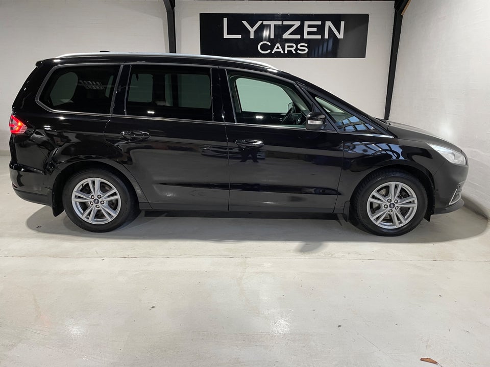 Ford Galaxy 2,0 EcoBlue Titanium 5d