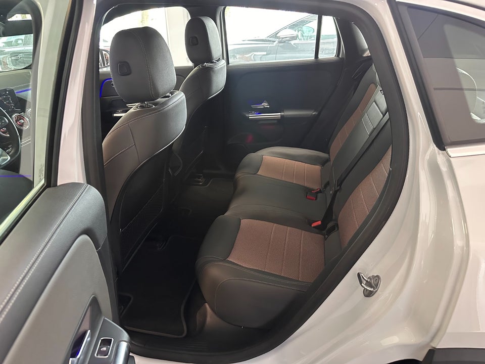 Mercedes EQA250+ Electric Art 5d