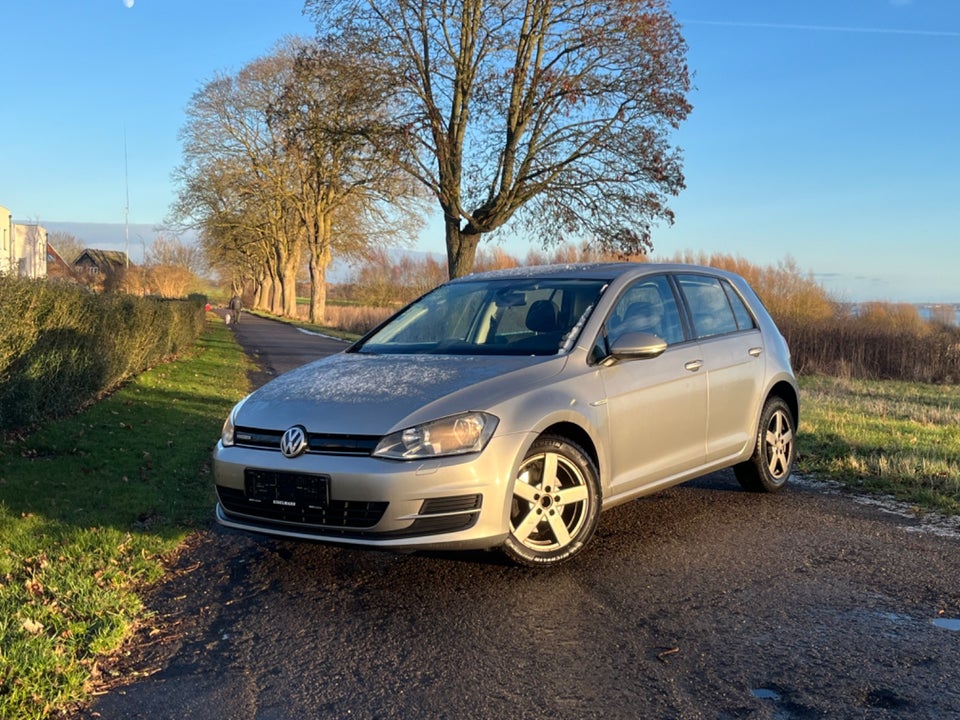 VW Golf VII 1,6 TDi 110 BlueMotion 5d