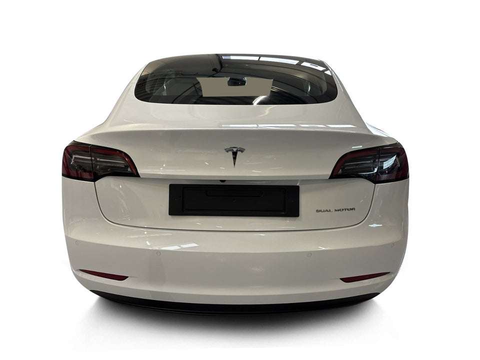 Tesla Model 3 Long Range AWD 4d