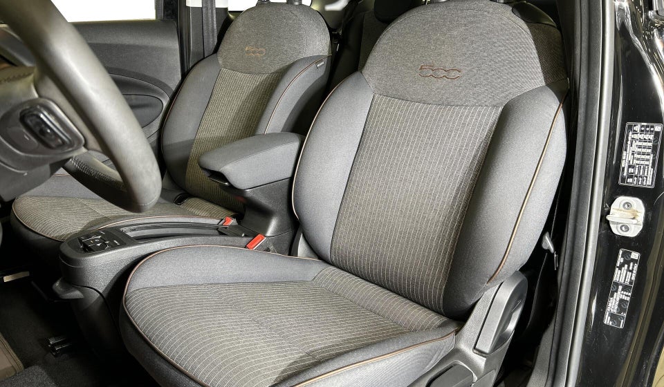 Fiat 500e 42 Icon 3d