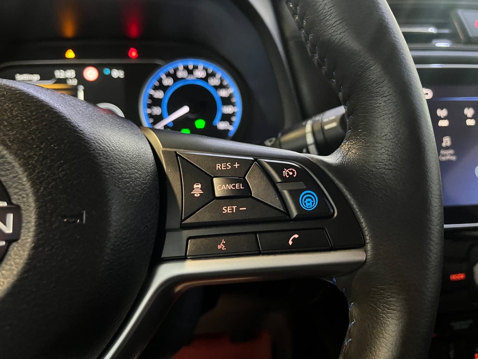 Nissan Leaf 39 N-Connecta 5d