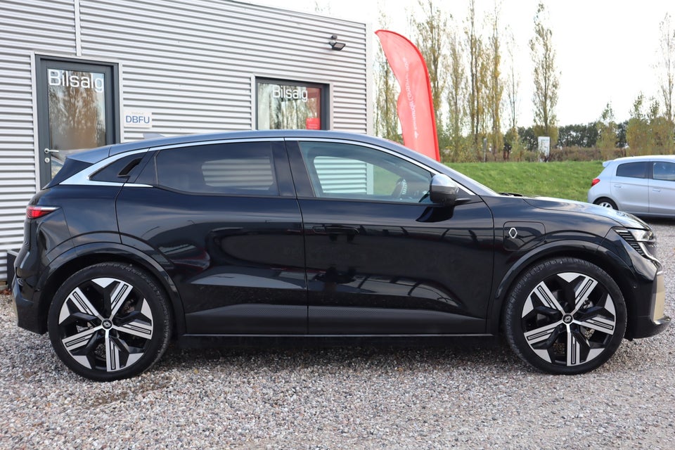 Renault Megane E-Tech 60 Iconic 5d