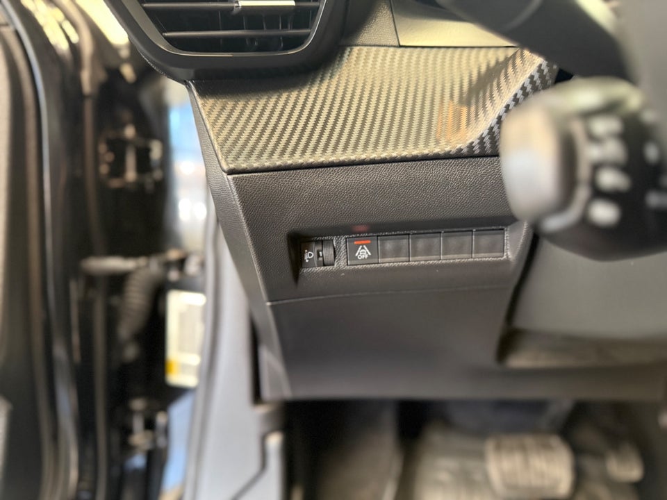 Peugeot 2008 1,2 PureTech 130 Active Pack EAT8 5d