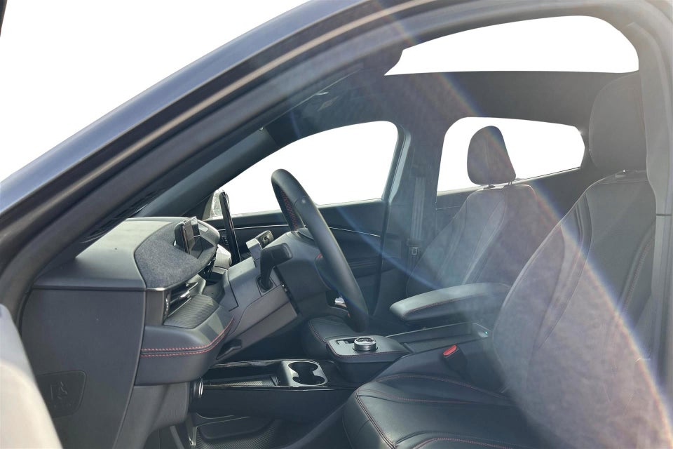 Ford Mustang Mach-E 73 Premium Standard Range AWD 5d