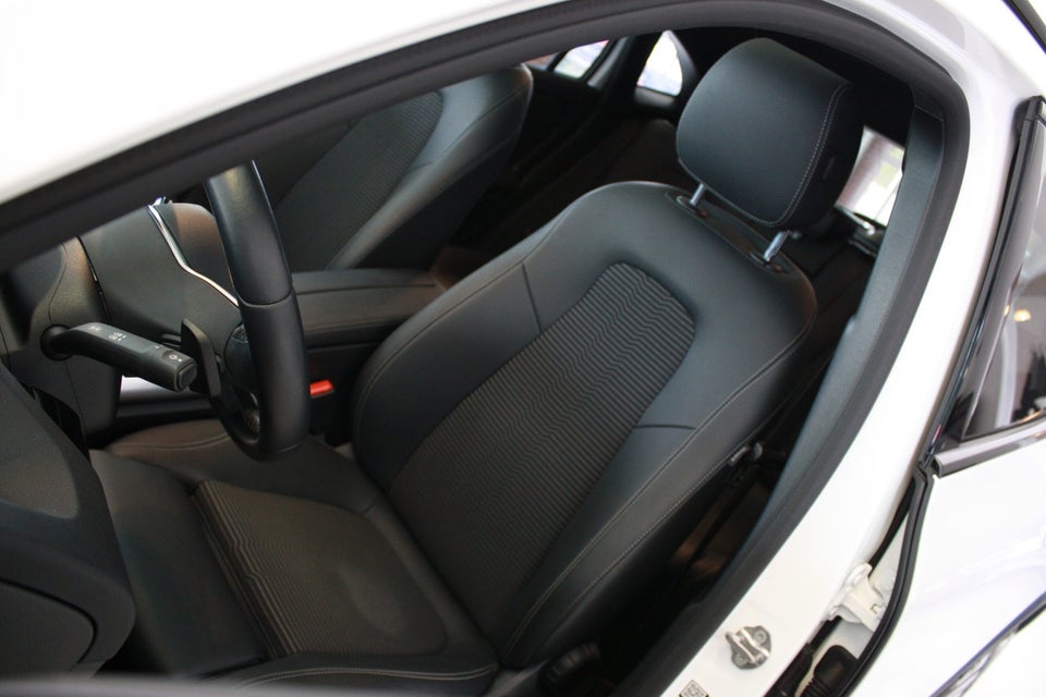 Mercedes EQA250 Progressive Line 5d